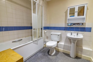 2 bed house, Ropewalk Court, Arboretum, Nottingham, NG15AD - Image 8